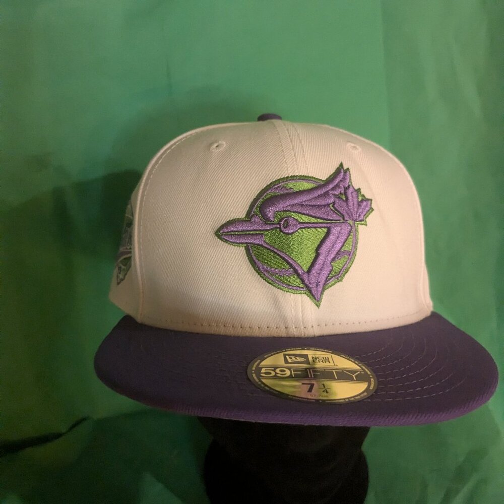 Tonronto Blue Jays, 1993 World Series side patch fitted cap. 7 1/4